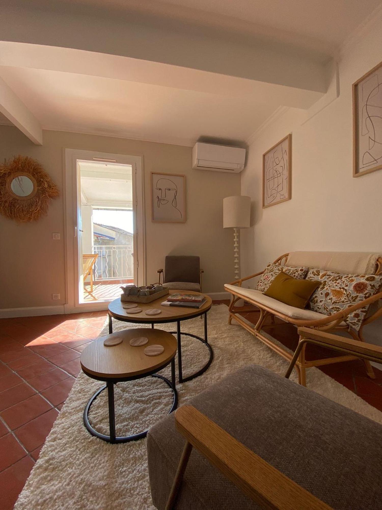 Deux Chambres Avec Terrasse Dans Le Centre Ville D'Aix En Provence آيكس أومبروفينس المظهر الخارجي الصورة